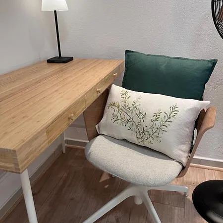 アパート Salut Le Petit *