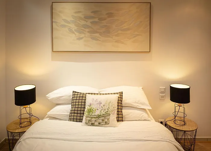 Salut Le Petit Apartament